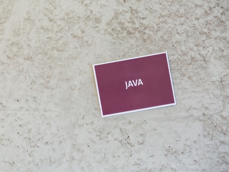 Karte mit der Aufschrift Java